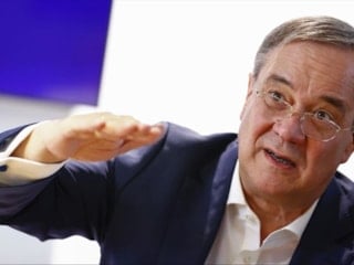 Alman siyasetçi Laschet: ABD NATO'dan ayrılsa Avrupa kendisini savunamaz