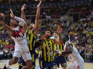 Fenerbahçe, Baskonia'yı eli boş gönderdi