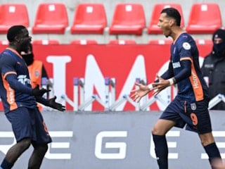 Başakşehir, Kayserispor'u 3 golle geçti