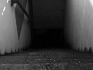 Finlandiya'da 20 yıldır penceresiz bir bodrumda yaşayan adam kurtarıldı