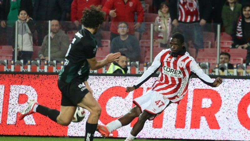 Samsunspor - Kocaelispor maçında gol sesi çıkmadı