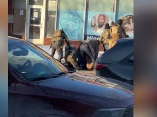 ICE ajansları Minneapolis'te bir kişiyi daha vurdu