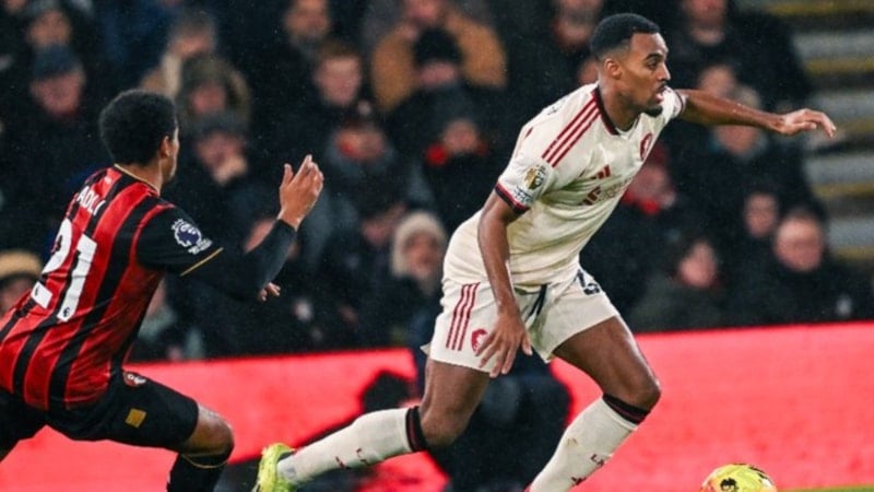 Liverpool, Bournemouth'a kaybetti