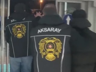 Aksaray'da bıçakçı dükkanını soyan 3 şüpheli yakalandı