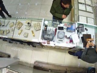 Eskişehir'de sahte altınla dolandırmak isterken yakalandı