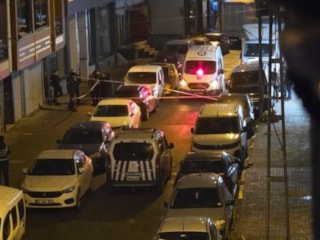 İstanbul'da çatı katından düşen adam hayatını kaybetti