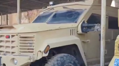 Suriye ordusu, YPG'li teröristlerin kaçarken geride bıraktığı tankları ele geçirdi