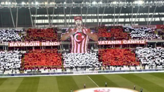 Sivasspor taraftarının Amedspor maçında yaptığı koreografi dikkat çekti