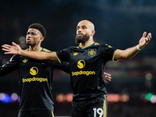 Manchester United, Arsenal'i devirdi