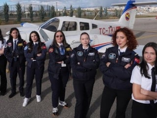'Mektepli' kadın pilotlar gökyüzüne THK üniversitesiyle hazırlanıyor