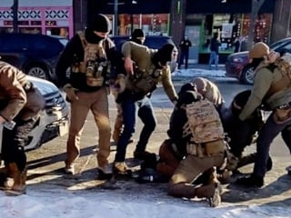 ABD'de ICE ekiplerince öldürülen hemşirenin ailesi, yönetime tepki gösterdi