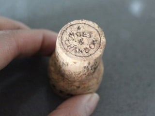 Şişe mantarının bilinmeyen faydası! Dil bilimciler öneriyor...