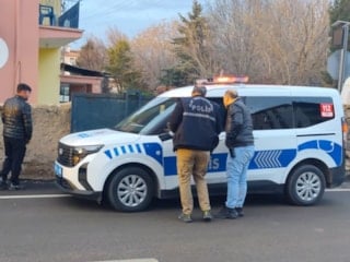 Aksaray’da akranlarından istediklerini alamayınca ateş açan çocuklar yakalandı