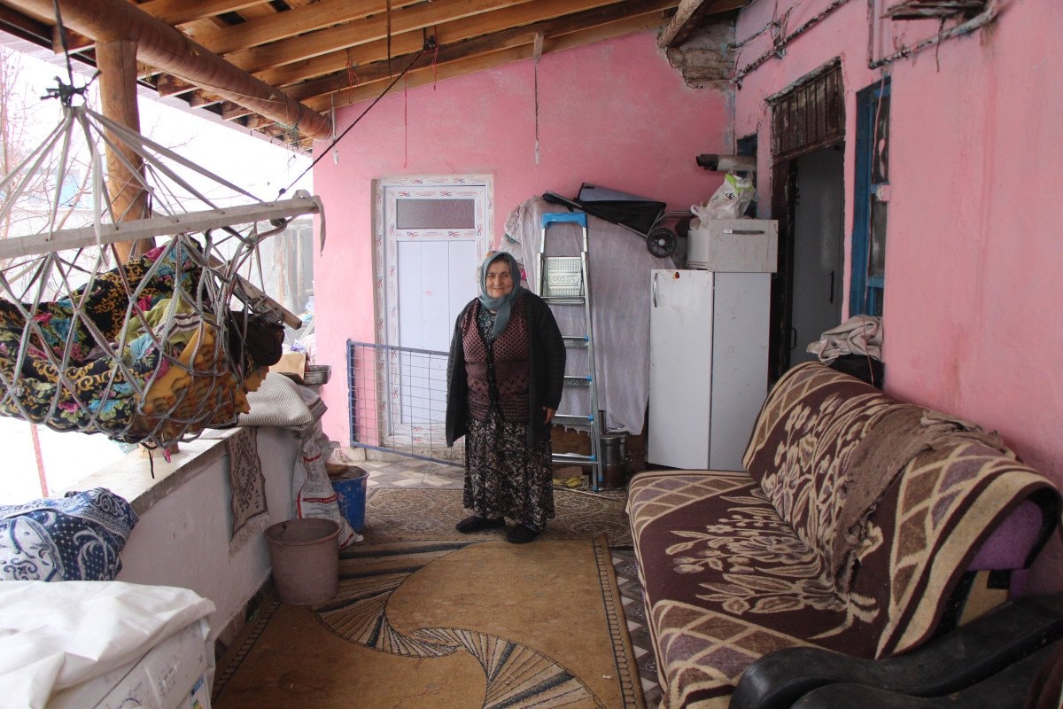 Amasya’da Fedakar Anne: Üç Engelli Çocuğuna Tek Başına Güç Veren Hayat Hikayesi