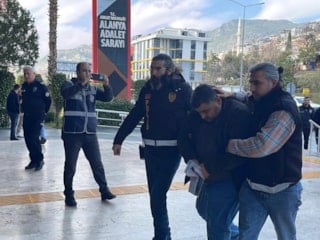 Antalya'da bıçak ve zincirlerin kullanıldığı kavgaya 3 tutuklama