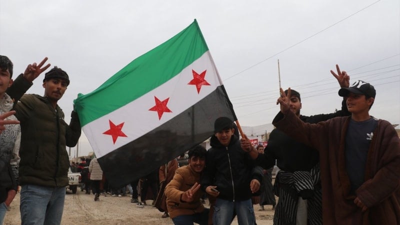 Suriye'de Kürtçe seçmeli ders oldu