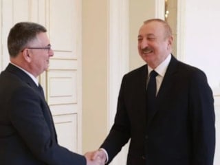 İlham Aliyev, İsrail Dışişleri Bakanı Gideon Saar'ı kabul etti