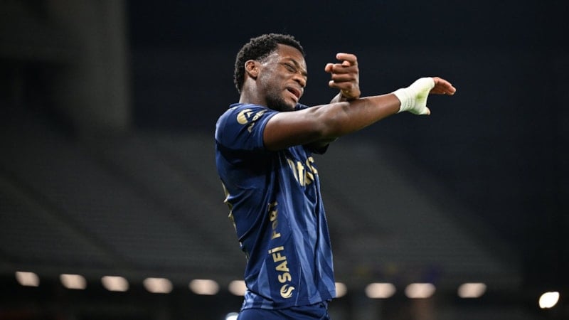 Jhon Duran, transfer kararını Fenerbahçe'ye bildirdi