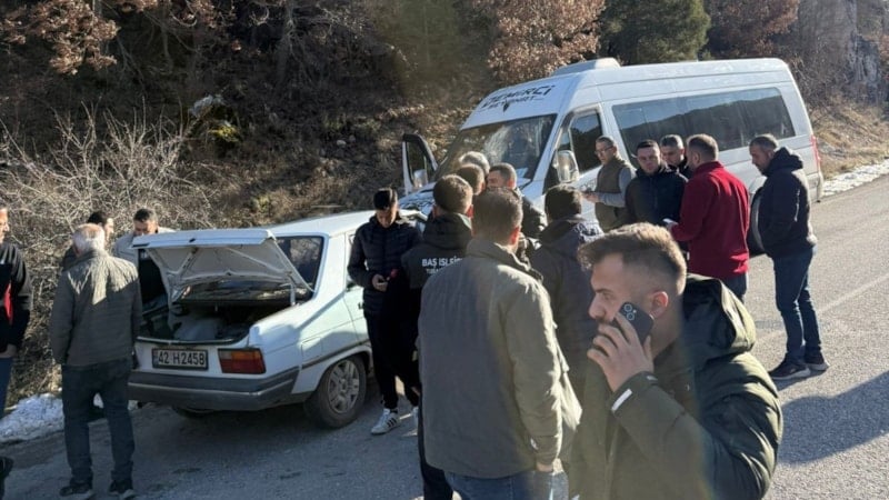 Konya'da kontrolden çıkan otomobil can aldı: Kaza anı kamerada