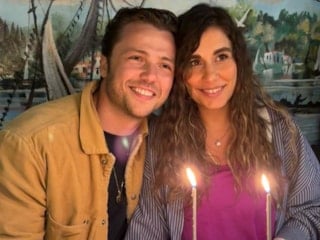 Tolga Sarıtaş ve eşinden romantik paylaşım geldi