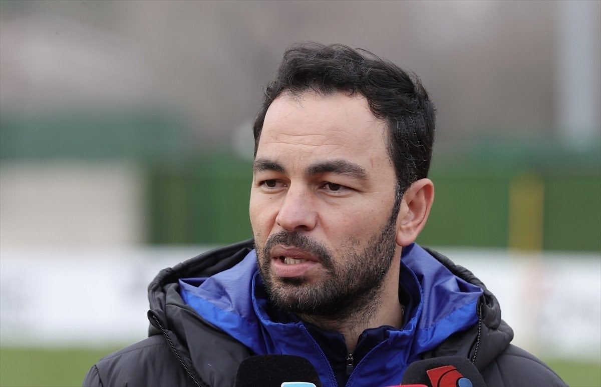 ノーパンで僕を誘惑する隣の奥さん 児玉るみ