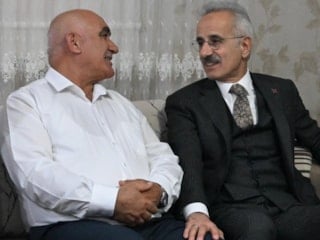 Abdulkadir Uraloğlu, şehit ailesini ziyaret etti