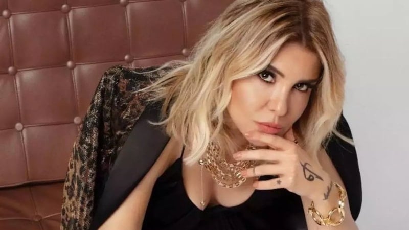 Suriye'de mesai saatleri içerisinde makyaj kararına Gülben Ergen'den tepki