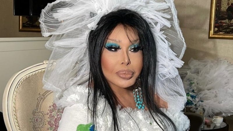 Bülent Ersoy'un isyanı: Para çok aşk yok