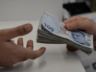 CHP, en düşük emekli maaşı düzenlemesini AYM'ye taşıdı