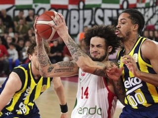 Fenerbahçe'den Karşıyaka'ya 36 sayılık fark