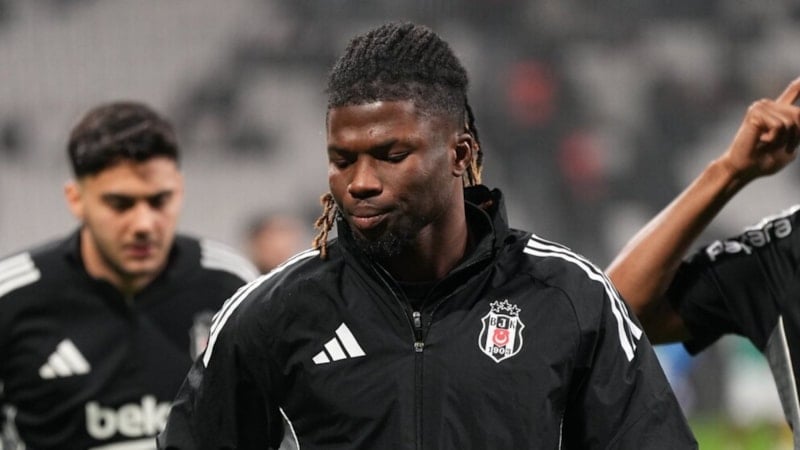 Beşiktaş'a El Bilal Toure'den kötü haber!