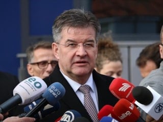 Epstein belgelerinde adı geçen Slovak diplomat Lajcak istifa etti