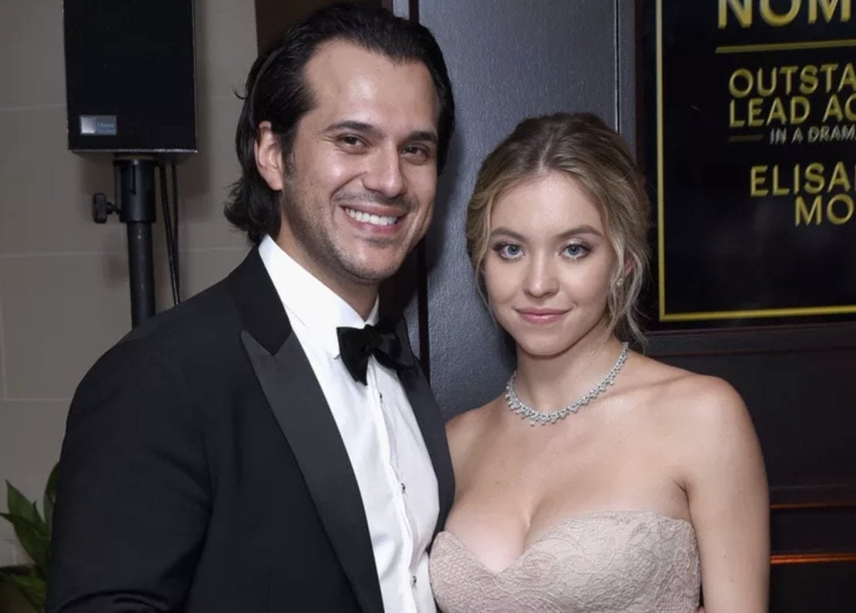 Sweeney’nin Özgüven Dolu Görünümü: Hayatın Patronu Kendisi