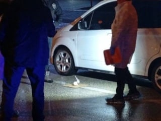 Bursa'da çalışan kılığında bombalı şüpheliyi yakaladı: Polisin operasyon görüntülerine ulaşıldı