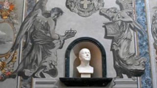 İtalya'daki tarihi kilisede restore edilen melek figürü Meloni'ye benzetildi: Soruşturma açıldı