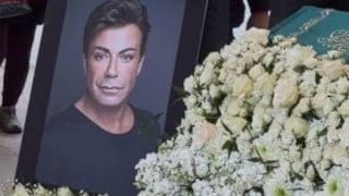 Fatih Ürek son yolculuğuna uğurlandı: Cenazesi sevenleriyle doldu taştı