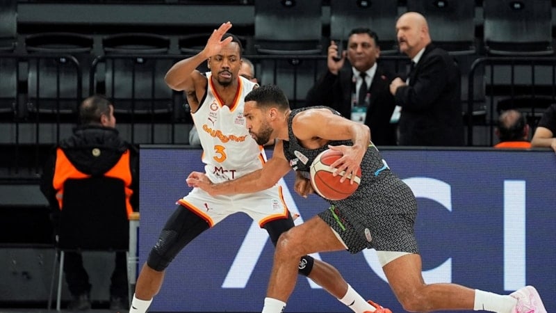 Galatasaray'dan Aliağa Petkimspor'a 29 sayılık fark