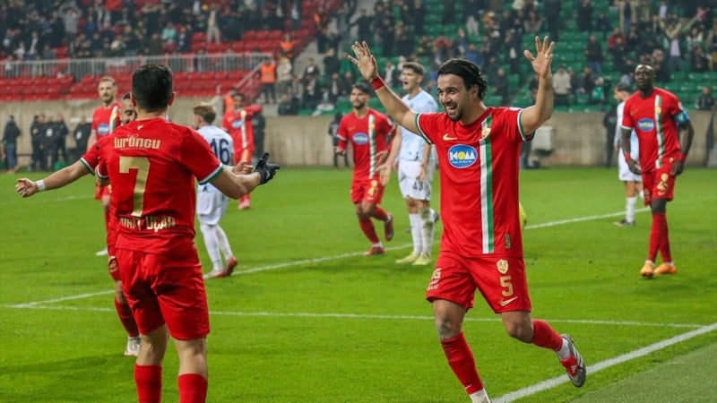 Amed Sportif Faaliyetler, Adana Demirspor'a 7 attı