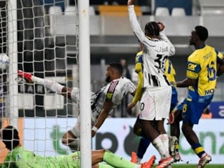 Juventus, Parma'yı deplasmanda yendi