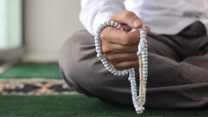 Berat Kandili zikirleri 2026: İşte Berat Kandili’nde çekilecek tesbih ve zikirler