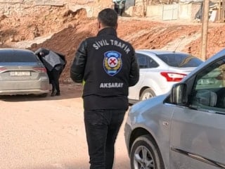 Aksaray'da sürücü 'dur' ihtarına uymadı: Kovalamaca sonucu uyuşturucuyla yakalandı