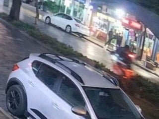 Balıkesir'de bir iş yerine kurşun yağmuru