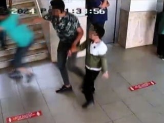 Antalya'da otizmli öğrenciyi darbeden öğretmene 15 bin lira ceza