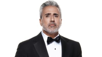 Şarkıcı Emrah kızını paylaştı! Eleysa 9 yaşında