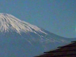 Fuji Dağı üzerinde ateş topu: Meteor görsel şölen oluşturdu