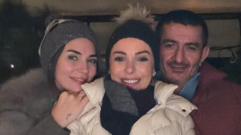 Küslük unutuldu! Buse Varol ve eltisi Merve Tektaş tatile çıktı