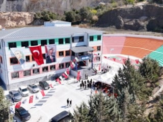 Asrın felaketinde yaralar okullarla sarılıyor: 292 yeni okul açıldı