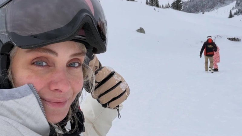 Nur Fettahoğlu'ndan çocuklu poz: Bin şükür