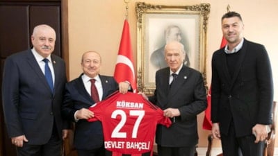 Burak Yılmaz, Devlet Bahçeli'yi ziyaret etti