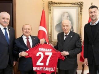 Burak Yılmaz, Devlet Bahçeli'yi ziyaret etti